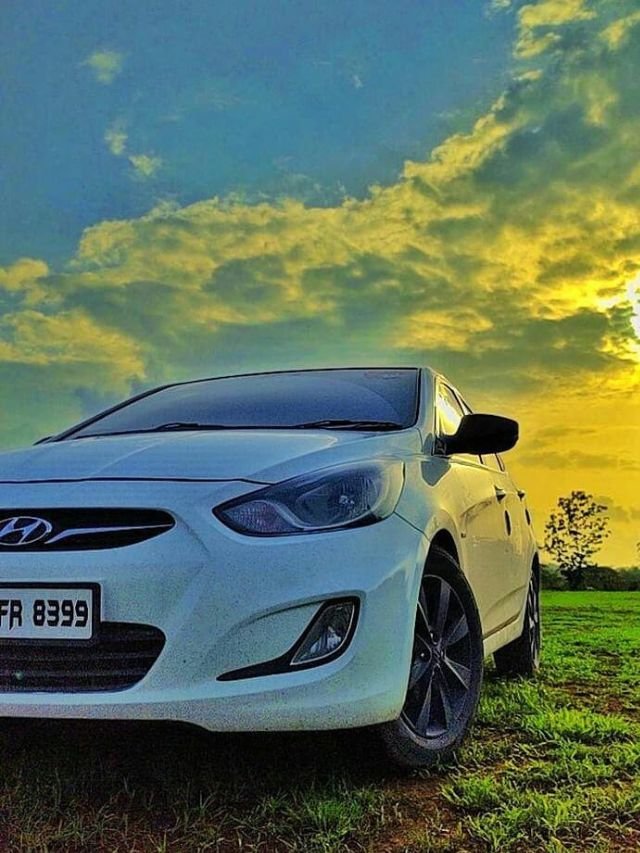 Hyundai Verna पर मिल रहा है 1.70 लाख रुपए के भारी डिस्काउंट