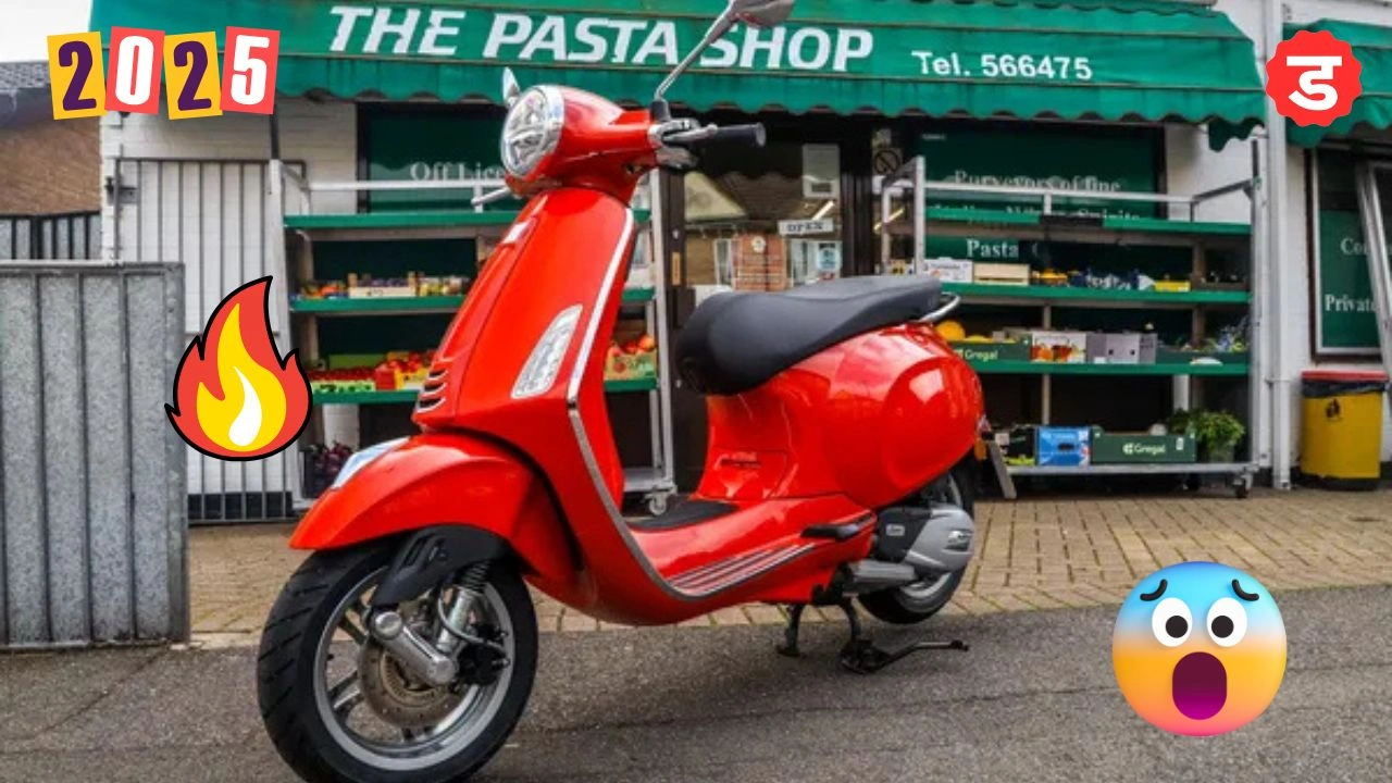 Vespa 125 Scooter