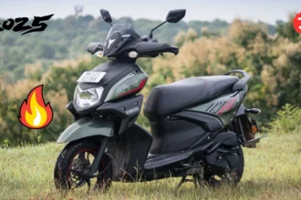 Yamaha RayZR 125 Fi Hybrid Scooter
