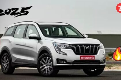 Mahindra XUV700 Car